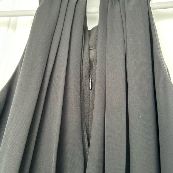 Vince Camuto Elegant Black Sleeveless Dress with Embellished High - Neckline - Picture 7 of 7